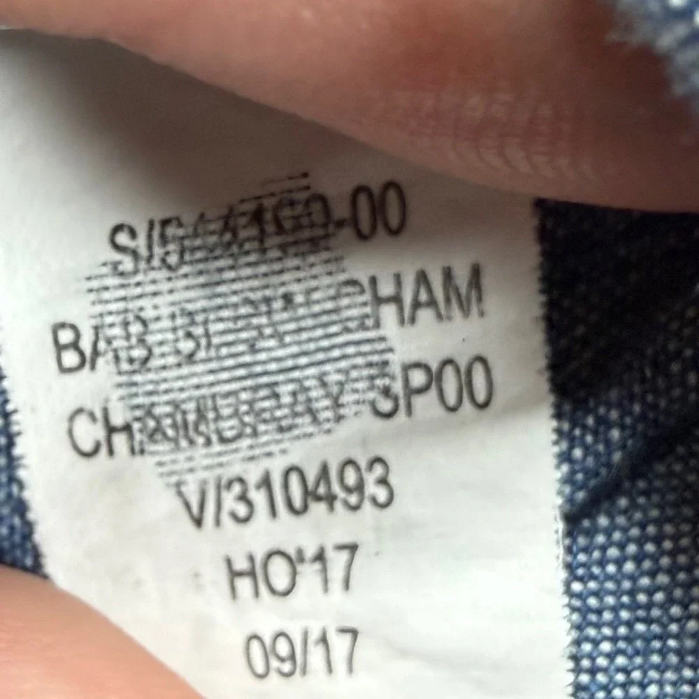 Banana Republic Mens Medium Soft Wash Slim Fit Blue Chambray Button Down Shirt